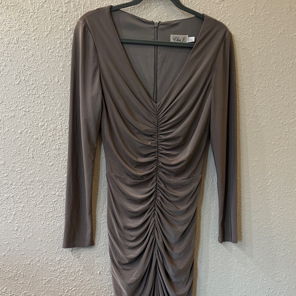 Eliza J Brown Ruched V-Neck Long Sleeve Dress